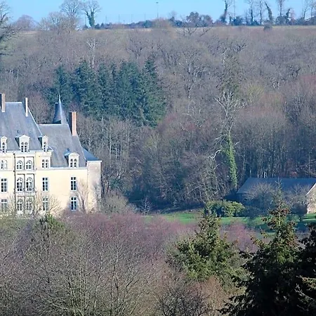 Chateau De La Lucaziere 4*