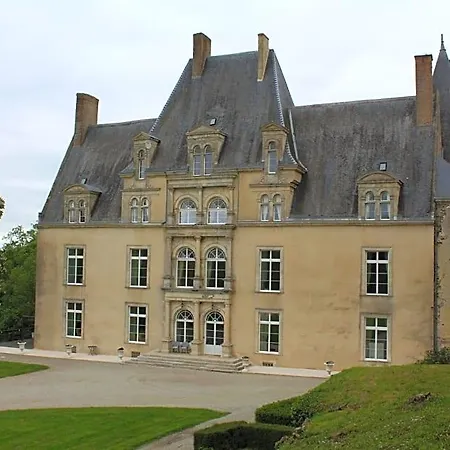 Chateau De La Lucaziere
