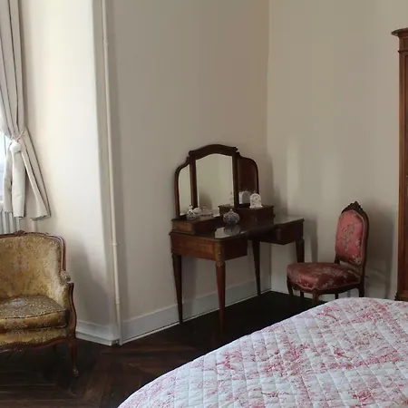 Chateau De La Lucaziere 4* Mont-Saint-Jean (Sarthe)