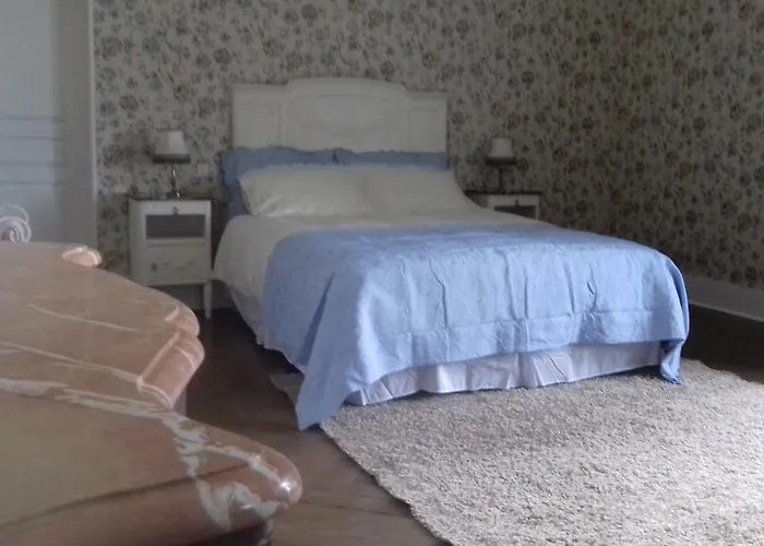 Chateau De La Lucaziere